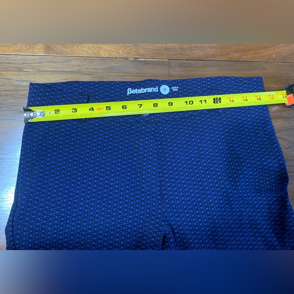 EUC Betabrand Blue Pull On Yoga Pants with Hearts ❤️ - Picture 3 of 8